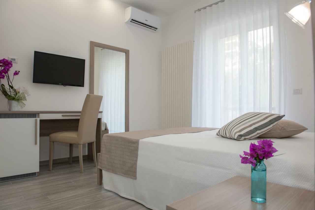 A Un Passo Dal Mare Bed & Breakfast Vieste Exterior photo